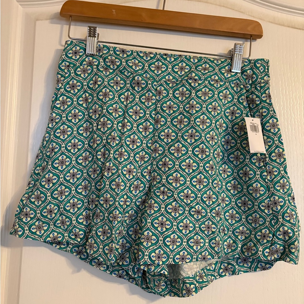 NWT Old Navy Playa High Rise Teal‎ and Navy Patterned Shorts Size Small Vacation